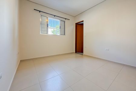 Casa para alugar com 70m², 2 quartos e 2 vagas Casa para alugar com 70m², 2 quartos e 2 vagasSuíte 2