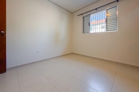 Casa para alugar com 70m², 2 quartos e 2 vagas Casa para alugar com 70m², 2 quartos e 2 vagasSuíte 2