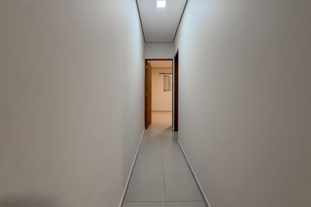 Casa para alugar com 70m², 2 quartos e 2 vagas Casa para alugar com 70m², 2 quartos e 2 vagasCorredor