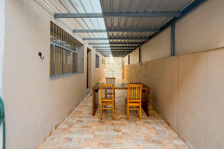 Casa para alugar com 70m², 2 quartos e 2 vagas Casa para alugar com 70m², 2 quartos e 2 vagasGaragem