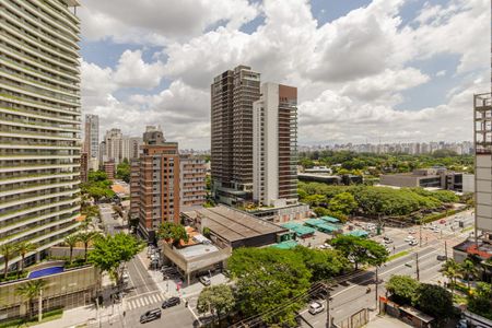 Sacada de apartamento à venda com 1 quarto, 38m² em Indianópolis, São Paulo