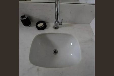 Apartamento à venda com 55m², 1 quarto e 1 vagaBanheiro