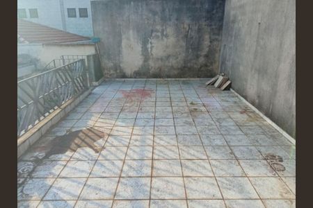 Casa à venda com 2 quartos, 110m² em Vila Romero, São Paulo