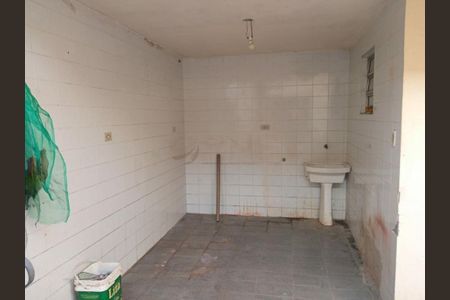 Casa à venda com 2 quartos, 110m² em Vila Romero, São Paulo