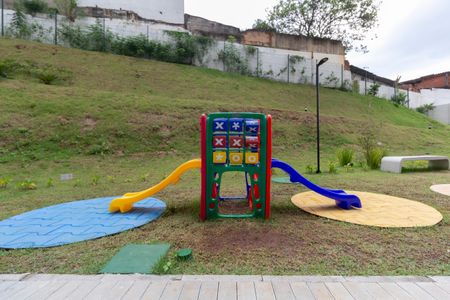 Apartamento à venda com 35m², 2 quartos e sem vaga Apartamento à venda com 35m², 2 quartos e sem vagaÁrea Comum - Playground