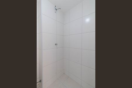 Apartamento à venda com 35m², 2 quartos e sem vaga Apartamento à venda com 35m², 2 quartos e sem vagaBanheiro
