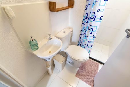 Apartamento para alugar com 41m², 2 quartos e 1 vaga Apartamento para alugar com 41m², 2 quartos e 1 vagaBanheiro