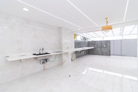 Apartamento à venda com 87m², 2 quartos e 1 vagaSala/Cozinha