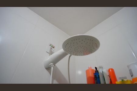 Casa de condomínio à venda com 87m², 3 quartos e 2 vagasBanheiro suite 