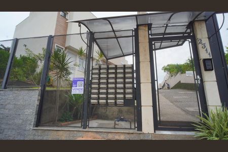 Casa de condomínio à venda com 87m², 3 quartos e 2 vagasPlaca 