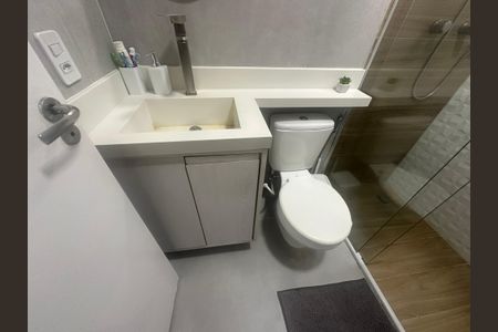 Apartamento à venda com 74m², 3 quartos e 1 vagaBanheiro da Suíte
