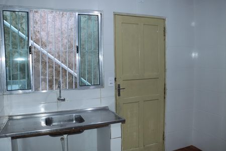 Casa para alugar com 2 quartos, 50m² em Chácaras São Marcos, Embu das Artes