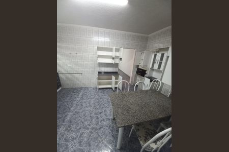 Casa para alugar com 240m², 4 quartos e 1 vagaCozinha