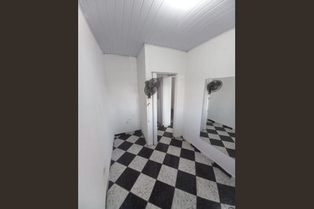 Casa para alugar com 240m², 4 quartos e 1 vagaQuarto