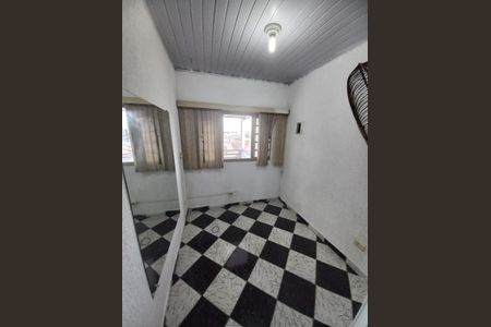 Casa para alugar com 240m², 4 quartos e 1 vagaQuarto