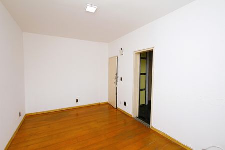 Sala de apartamento para alugar com 2 quartos, 74m² em Jardim America, Belo Horizonte