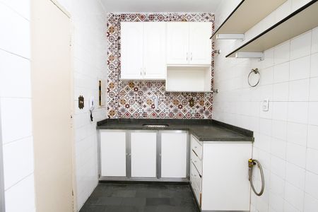 Apartamento para alugar com 74m², 2 quartos e 1 vagaCozinha