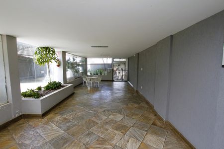 Apartamento para alugar com 74m², 2 quartos e 1 vagaHall de entrada