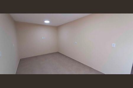 Casa para alugar com 1 quarto, 10m² em Vila Yolanda, Osasco