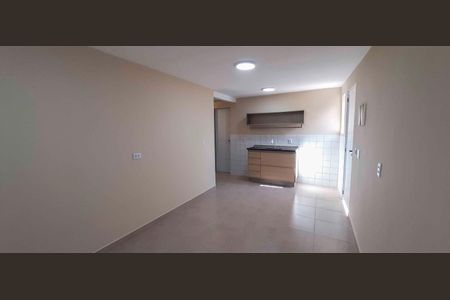 Casa para alugar com 1 quarto, 10m² em Vila Yolanda, Osasco