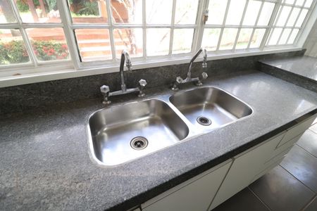 Casa para alugar com 424m², 4 quartos e 5 vagasCozinha