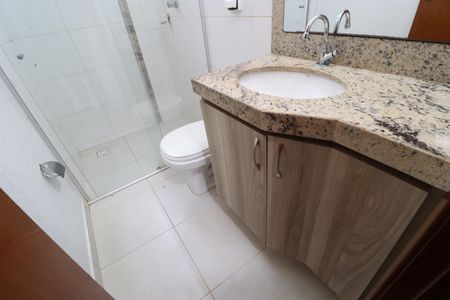 Apartamento para alugar com 67m², 2 quartos e 1 vagaBanheiro Social