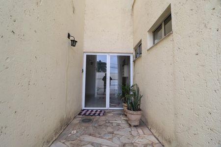 Apartamento para alugar com 67m², 2 quartos e 1 vagaHall de entrada