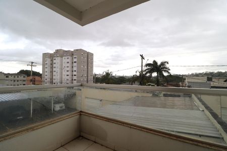 Sacada de apartamento para alugar com 2 quartos, 67m² em Dona Zulmira, Uberlândia