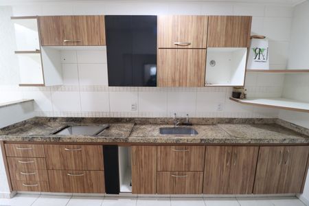 Apartamento para alugar com 67m², 2 quartos e 1 vagaCozinha