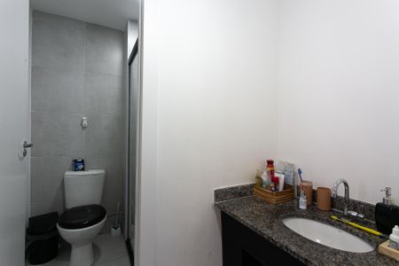 Apartamento para alugar com 39m², 2 quartos e sem vagaBanheiro