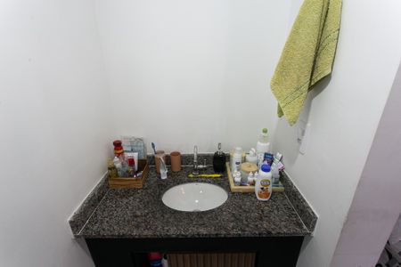 Apartamento para alugar com 39m², 2 quartos e sem vagaBanheiro