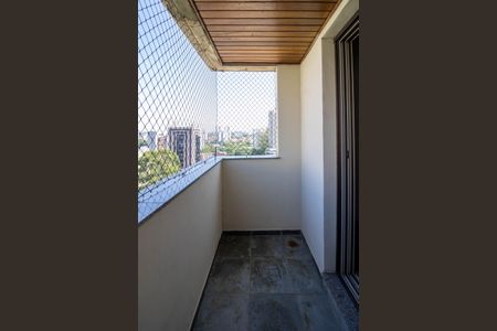 Apartamento para alugar com 136m², 3 quartos e 3 vagas Apartamento para alugar com 136m², 3 quartos e 3 vagasVaranda da Suíte