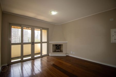 Sala de apartamento para alugar com 3 quartos, 136m² em Jardim Londrina, São Paulo