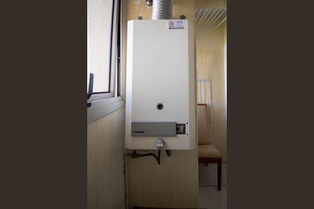 Apartamento para alugar com 136m², 3 quartos e 3 vagas Apartamento para alugar com 136m², 3 quartos e 3 vagasDetalhe da area de serviço