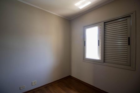 Apartamento para alugar com 136m², 3 quartos e 3 vagas Apartamento para alugar com 136m², 3 quartos e 3 vagasQuarto 2