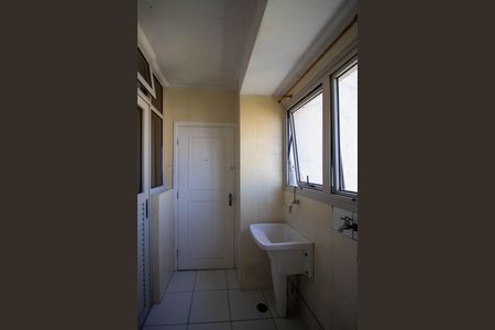 Apartamento para alugar com 136m², 3 quartos e 3 vagas Apartamento para alugar com 136m², 3 quartos e 3 vagasÁrea de Serviço