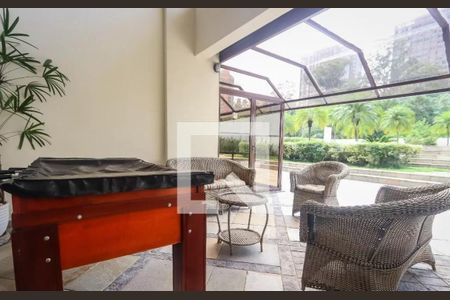 Apartamento para alugar com 136m², 3 quartos e 3 vagas Apartamento para alugar com 136m², 3 quartos e 3 vagasSalão de jogos