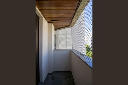 Apartamento para alugar com 136m², 3 quartos e 3 vagas Apartamento para alugar com 136m², 3 quartos e 3 vagasVaranda da Suíte