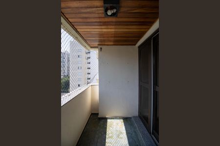Varanda da Sala de apartamento para alugar com 3 quartos, 136m² em Jardim Londrina, São Paulo