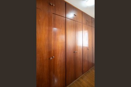 Apartamento para alugar com 136m², 3 quartos e 3 vagas Apartamento para alugar com 136m², 3 quartos e 3 vagasSuíte