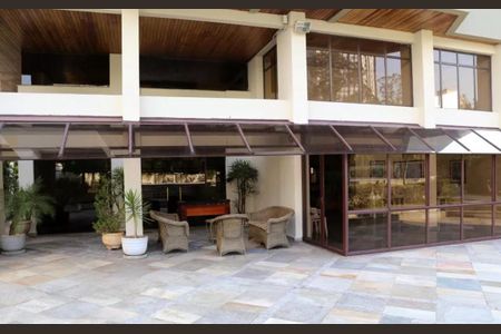 Apartamento para alugar com 136m², 3 quartos e 3 vagas Apartamento para alugar com 136m², 3 quartos e 3 vagasÁrea comum