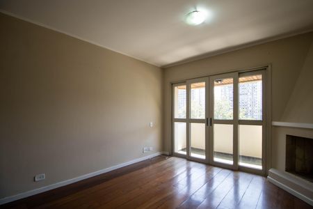 Sala de apartamento para alugar com 3 quartos, 136m² em Jardim Londrina, São Paulo