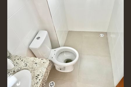 Apartamento para alugar com 40m², 2 quartos e sem vagaBanheiro