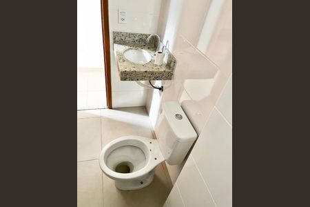 Apartamento para alugar com 40m², 2 quartos e sem vagaBanheiro