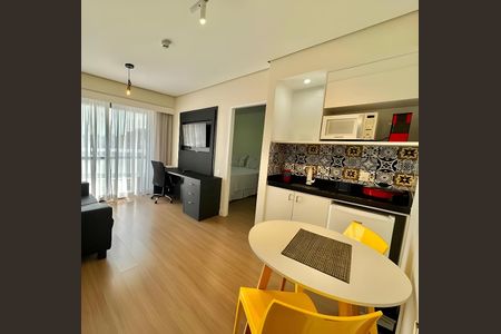 Apartamento para alugar com 1 quarto, 35m² em Indianópolis, São Paulo