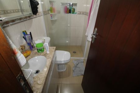Casa à venda com 117m², 3 quartos e sem vagaBanheiro 2