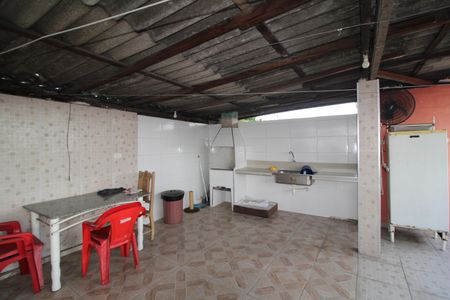 Casa à venda com 117m², 3 quartos e sem vagaQuintal