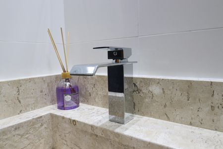 Apartamento à venda com 65m², 2 quartos e 2 vagasBanheiro 2