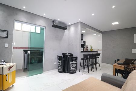 Sala de apartamento à venda com 2 quartos, 65m² em Vila Camilópolis, Santo André