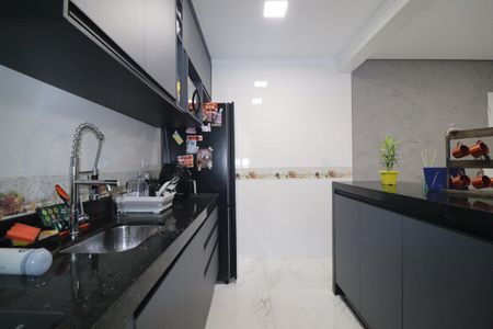 Apartamento à venda com 65m², 2 quartos e 2 vagasCozinha